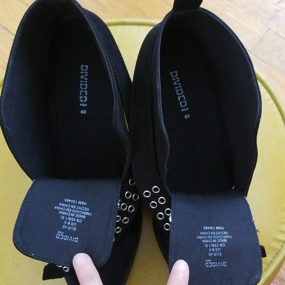 VTG Style Blk Suede Divided Buckle Ankle Booties - Picture 6 of 8